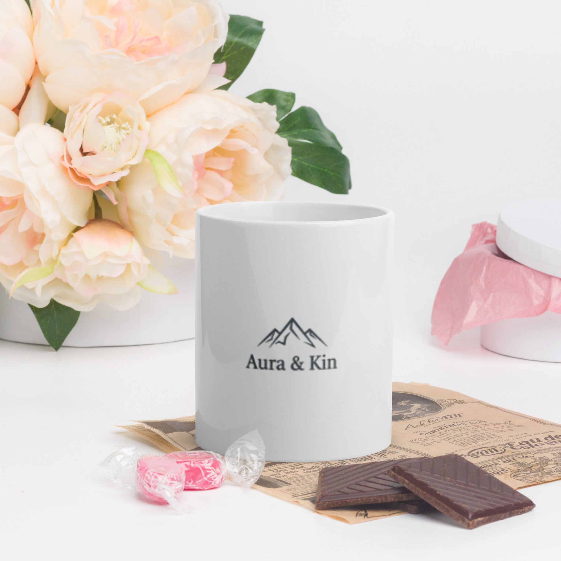 Aura & Kin Classic Mug – 11oz angled view